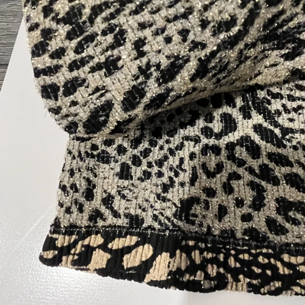 BEBE Stretch Nylon/Spandex w/Gold Metallic Accents Cap Sleeve “V”Neck Mini Dress - Picture 10 of 10